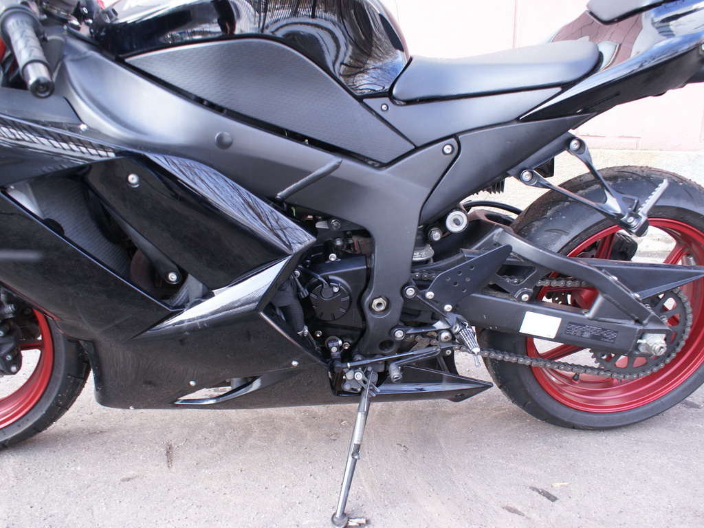 Купить мотоцикл Kawasaki ZX-6R 2008 фото 14